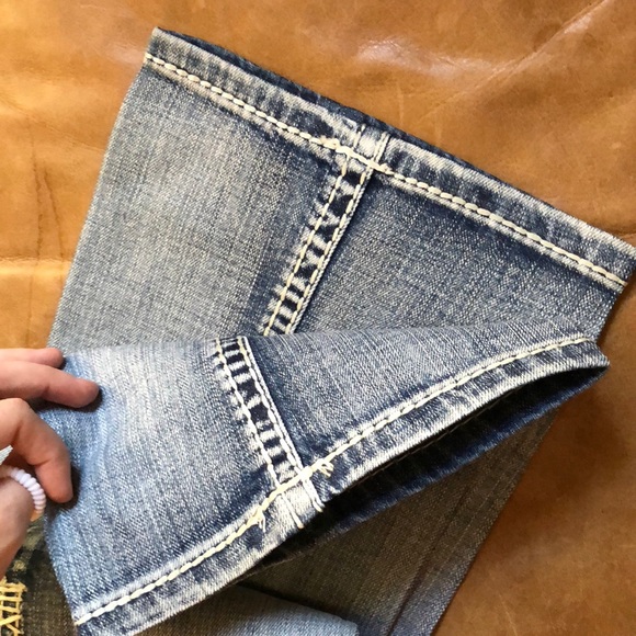 SOLD - Picture 4 of 4